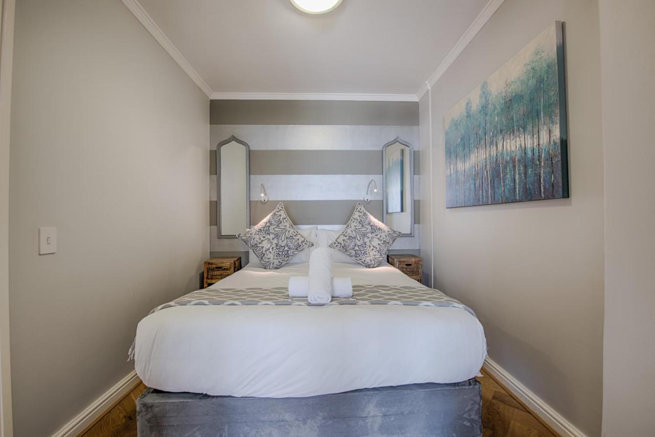Sea Front Granger Bay Apartment *