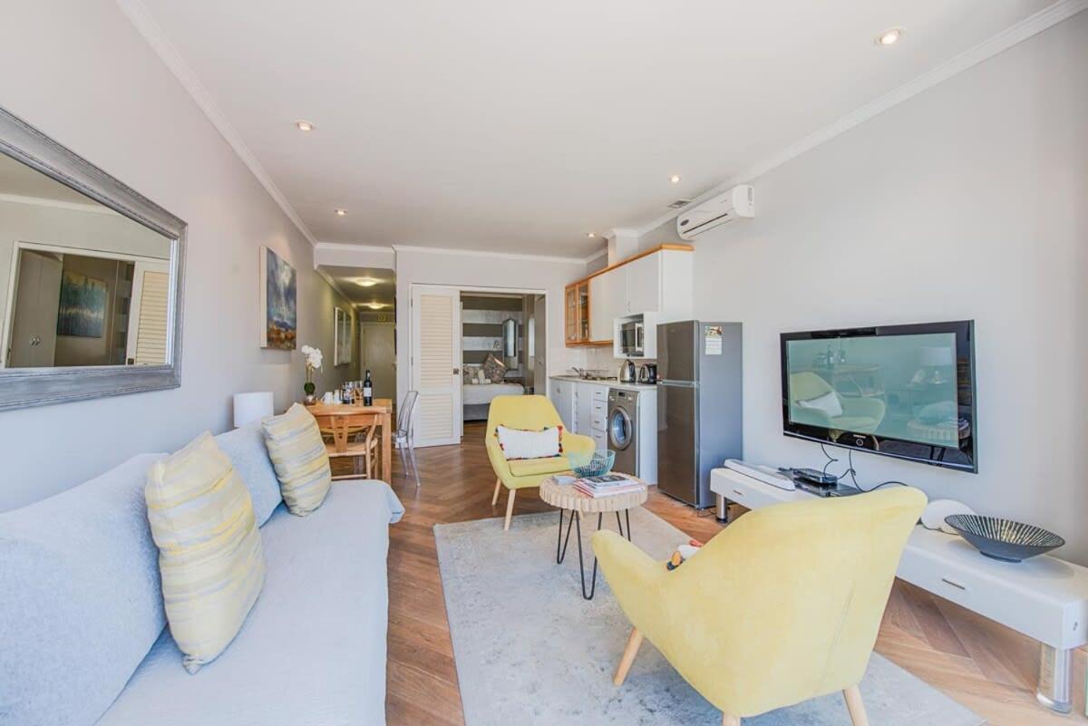 Sea Front Granger Bay Apartment